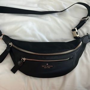 Gorgeous, like new, Kate Spade belt bag.
